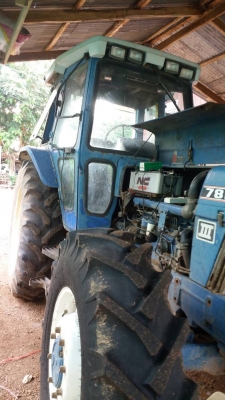 Ford 2เพลา ตุ้แอร์ อุปกรณ์ผาน4 เอกสารเล่มทะเบียน พร้อมใช้ Ford 2เพลา ตุ้แอร์ อุปกรณ์ผาน4 เอกสารเล่มทะเบียน พร้อมใช้