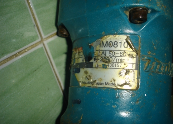 ขายเครื่องสกัดไฟฟ้า(แย็ก)ยี่ห้อmakitaรุ่นHM0810ของแท้(made in japan)พร้อมใช้งาน