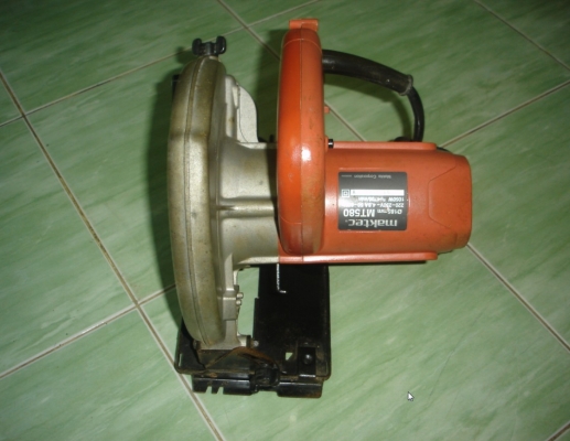 ขายเลื่อยวงเดือนผ่าไม้ขนาดใบ7"ยี่ห้อMaktecรุ่นMT580(1050W)