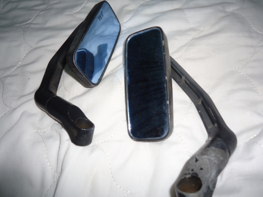 กระจกมองข้างมอเตอร์ไซด์