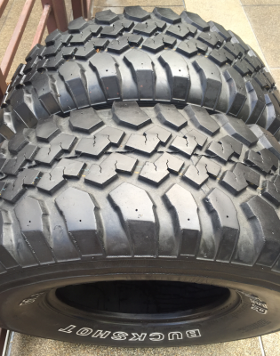 ยาง Mud Maxxis 33 12.5 R15 ปลายปี11 ดอกเต็ม ราคาไม่แพง