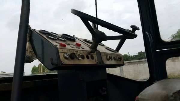 ขายรถบด 12 ตัน DYNAPAC DA-300 เปลือกเดียว 2 เพลา สั่นสะเทือน เล่มทะเบียน รถสวย ราคา.750000 สนใจรีบจองด่วน