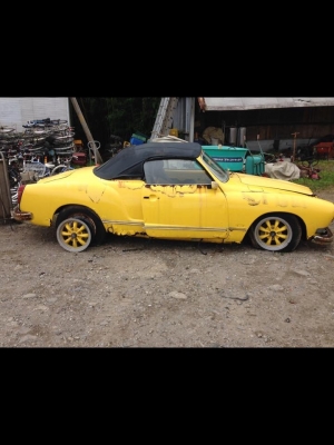 คารมานเกียร์เปิดประทุนตัดมาจากนอก