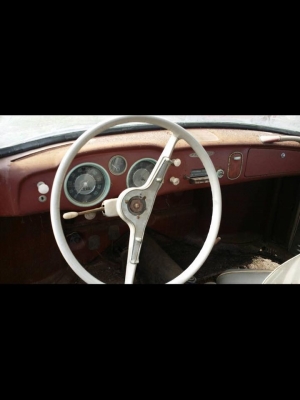 คาร์มานเกียร์Low Right1957ตัดครึ่งจากนอก