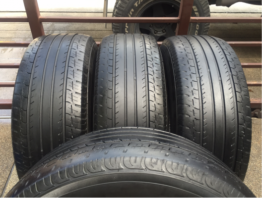 ยาง Maxxis 255 70 15 ปลายปี13 พร้อมใช้งาน ราคาไม่แพง ยาง Maxxis 255 70 15 ปลายปี13 พร้อมใช้งาน ราคาไม่แพง