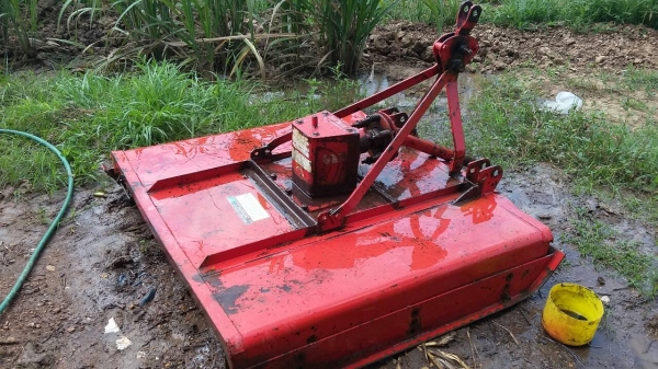 ขายเครื่องตัดหญ้า 1.20 เมตร ขายเครื่องตัดหญ้า 1.20 เมตร