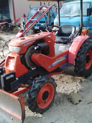 ขายรถไถ ราคา 950000 บาท