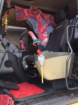 ขาย komatsu pc200-8 สวยๆ ติดต่อ 092-9823564 (ป๋าพต)