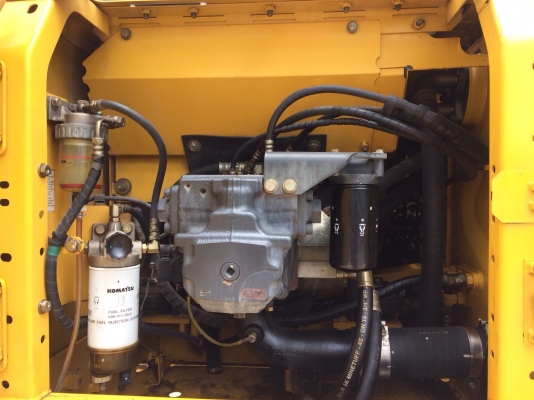 ขาย komatsu pc200-8 สวยๆ ติดต่อ 092-9823564 (ป๋าพต)