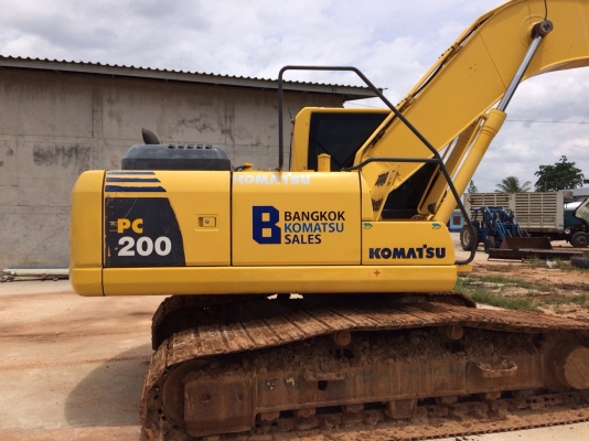ขาย komatsu pc200-8 สวยๆ ติดต่อ 092-9823564 (ป๋าพต)