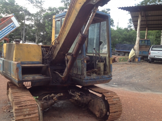 ขายแบคโฮ PC60-5 ปากคีบ โทร 081-9497804