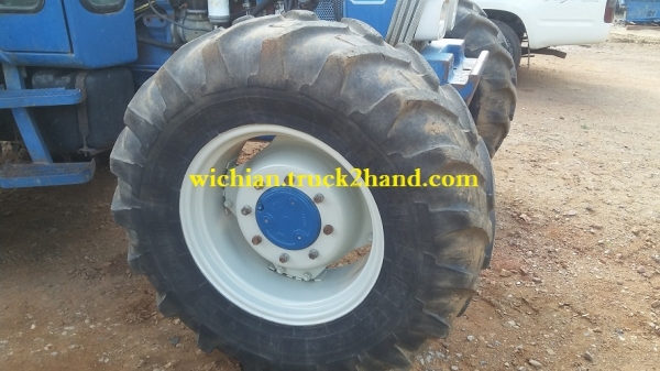 ขายแล้วยางรถไถฟอร์ดเก่านอก ยางหลัง16.9-38 สภาพ90\% ยางกะทะล้อหลังคู่ละ55,000บาท. (ยางคู่หน้าขายแล้วครับ)