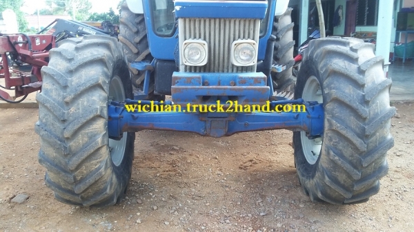 ขายแล้วยางรถไถฟอร์ดเก่านอก ยางหลัง16.9-38 สภาพ90\% ยางกะทะล้อหลังคู่ละ55,000บาท. (ยางคู่หน้าขายแล้วครับ)