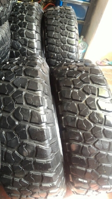 ขายยาง BF km2 265 x 75 x 16 ปี 12 ขายยาง BF km2 265 x 75 x 16 ปี 12