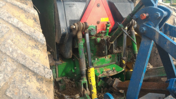 ขายรถไถ JOHN DEERE 5615K 2เพลา 89แรงม้าทะเบียนพร้อมโอน ราคา 550,000 อ.แกลง จ.ระยอง มีบริการขนส่งทั่วไทย DC Tractor Rayong 0818618678,0899347475 https://www.facebook.com/DC-Tractor-Rayong-3071545327…/shop… id line=081-8618678 id line=089-9347 ขายรถไถ JOHN DEERE 5615K 2เพลา 89แรงม้าทะเบียนพร้อมโอน ราคา 550,000 อ.แกลง จ.ระยอง มีบริการขนส่งทั่วไทย DC Tractor Rayong 0818618678,0899347475 https://www.facebook.com/DC-Tractor-Rayong-3071545327…/shop… id line=081-8618678 id line=089-9347