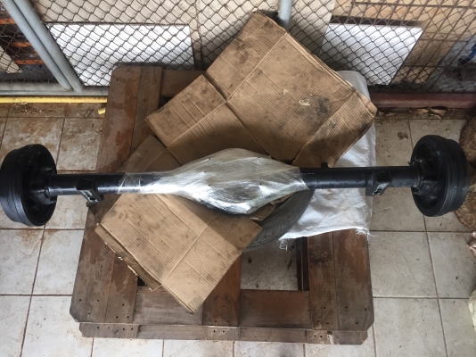 ขายเพลา REVO 2.8 ป้ายแดง