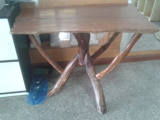 ขายโต๊ะไม้สัก