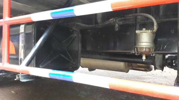 ขาย FC9JLLA  175 แรง  ปี 56  รถพร้อมใช้งาน สภาพป้ายแดง