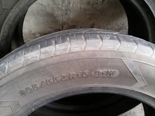 ยาง Yokohama 205/55R16ปี13 สวยๆ 4 เส้น ราคา 2000 บาท ยาง Yokohama 205/55R16ปี13 สวยๆ 4 เส้น ราคา 2000 บาท