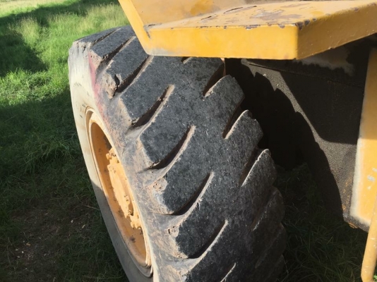 ขายรถตัก CAT910 รถสวยพร้อมใช้งาน. ราคาต่อรองมาเลย ขายได้ขาย