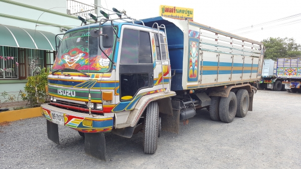 ขายROCKY175  2เพลาดั้มสวยๆเล่มพร้อมโอน