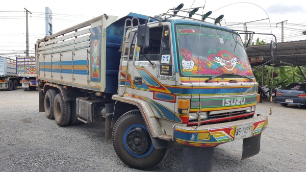 ขายROCKY175  2เพลาดั้มสวยๆเล่มพร้อมโอน