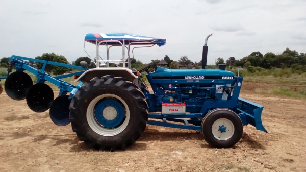 ขาย385000บาท5610   เพลาเดียว  พร้อมทะเบียน0810076640