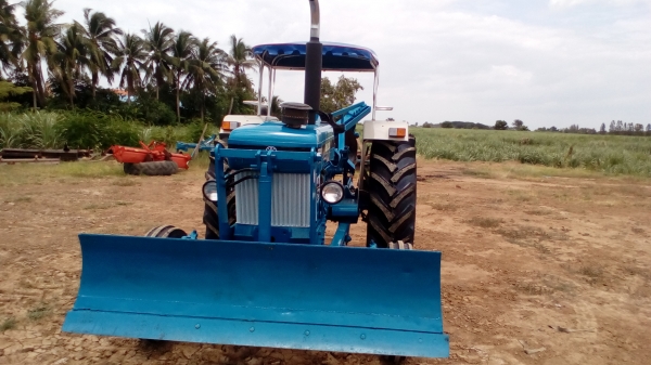 ขาย385000บาท5610   เพลาเดียว  พร้อมทะเบียน0810076640