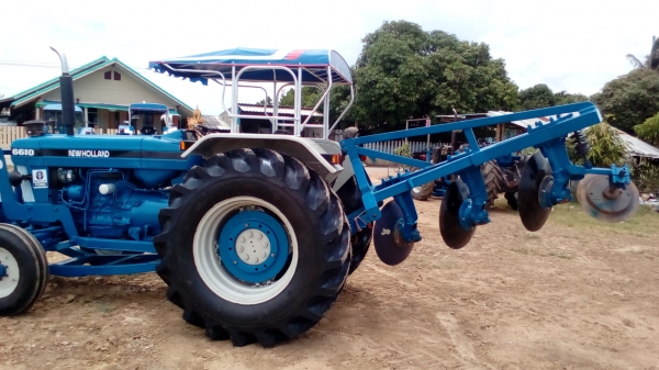 ขาย385000บาท5610   เพลาเดียว  พร้อมทะเบียน0810076640