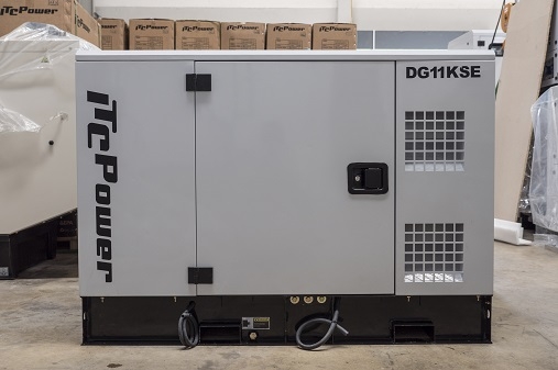 เครื่องปั่นไฟ 11KVA 3เฟส รับประกันสินค้า 1ปี มีสินค้าพร้อมส่ง