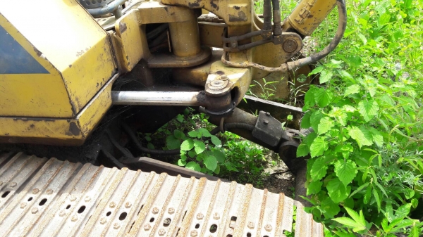 ขายkomatsu pc40-6 ขายตามสภาพ180000อุปกรณ์ครบ