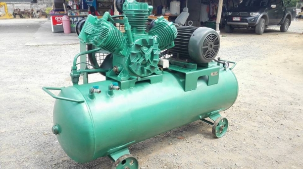 ** SOLD ** ปั้มลม IWATA JAPAN ขนาด 10 HP 300 ลิตร ไฟ 380V เก็บทุกเม็ดเช็คทุกระบบพร้อมใช้มาเทสได้!!