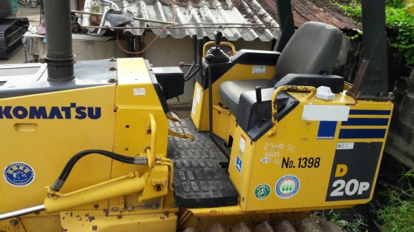ขายKOMATSU D20P-7E...เก่าญี่ปุ่นแท้...สภาพสวย...2,XXX  ชั่วโมง...โทร..089-3818694 ดวงนภา