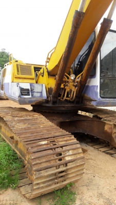 ขายkomatsu PC 200-5