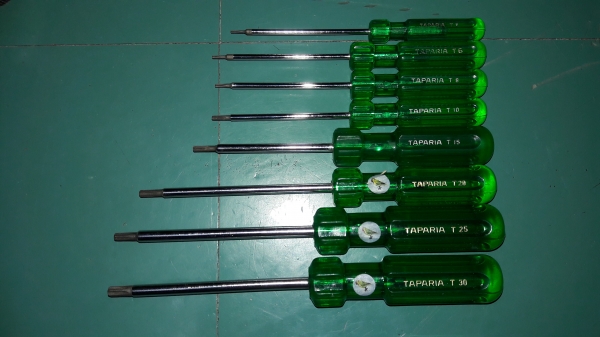 ขายไขควงหัวหกเหลี่ยมชุด8ตัวTAPARIA เก่าเก็บทนทาน