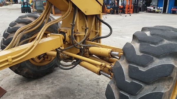 รถเกรด CATERPILLAR รุ่น143 H 3เพลา รถเกรด CATERPILLAR รุ่น143 H 3เพลา