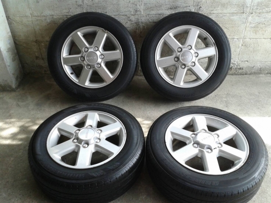 ขอบ16นิ้ว6รู อีสุ พร้อมยาง สวยๆ 4 ล้อ ราคา 5500 บาท