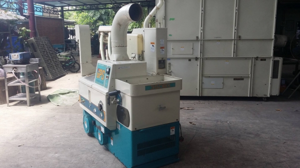 เครื่องสีข้าวกล้องเก่าญี่ปุ่น  SATAKE  รุ่น GPS350BX  สภาพเครื่องสวย พร้อมใช้งาน