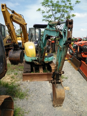 ขายแบคโฮเล็กตามสภาพ KOMATSU PC30MR รถใช้งานได้ปกติ