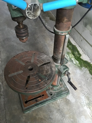 สว่านแท่น HERO