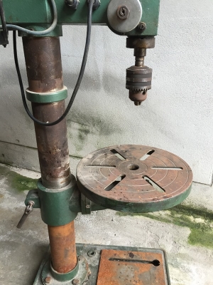 สว่านแท่น HERO