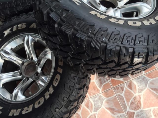 แม็กซ์เล็บเหยี่ยวพร้อมยางสภาพดีครับ แม็กซ์ขอบ 16 กว้าง 8 นิ้ว ออฟ 0 ยาง 764 ติดต่อเบอร์นี้นะครับ 0623964108 หรือ