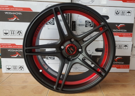 ขายล้อใหม่ YACHIYODA ขอบ17 LW-07 (ดำคลิปแดง) 4รู100