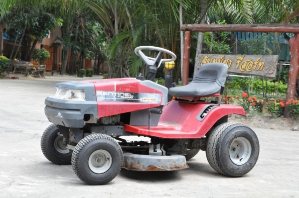 ขายรถตัดหญ้าMURRAY 12.5แรง สวยเดิมจากญี่ปุ่นยังไม่เคยใช้ในไทย 48,000เท่านั้น!!