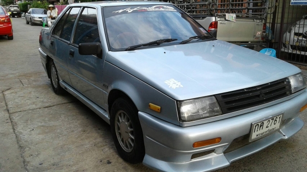 รถเก๋งรถบ้านสภาพOKขายราคามอเตอร์ไซค์