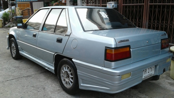 รถเก๋งรถบ้านสภาพOKขายราคามอเตอร์ไซค์