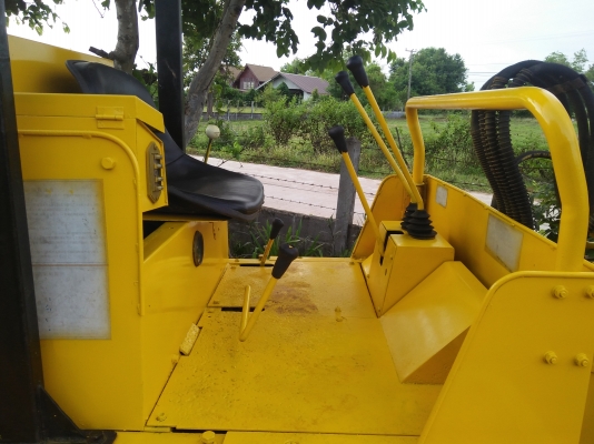 ขายรถแบคโฮ นิสสัน เท่าPC25 เก่านอก