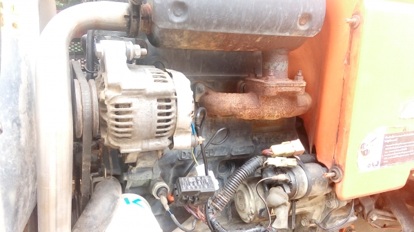 ขายB2420พร้อมโครงกันอ้อยและผาน