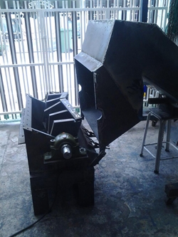 ขายเครื่องบดพลาสติก 15-75แรงม้า (สามารถผ่อนชำระ 12เดือน)สนใจติดต่อ 0837148357 , 0827886234 สิริเครื่องกล