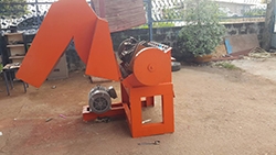 ขายเครื่องบดพลาสติก 15-75แรงม้า (สามารถผ่อนชำระ 12เดือน)สนใจติดต่อ 0837148357 , 0827886234 สิริเครื่องกล